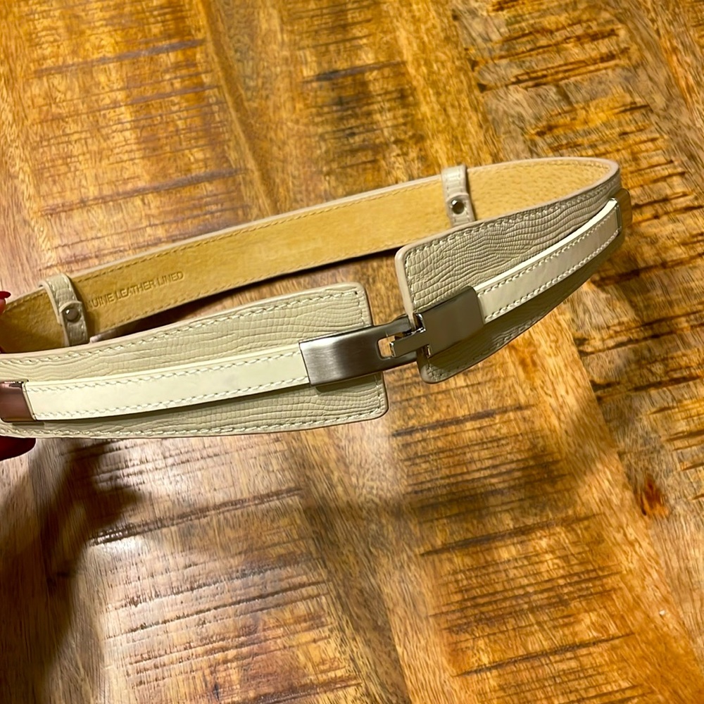 Unbranded hook belt